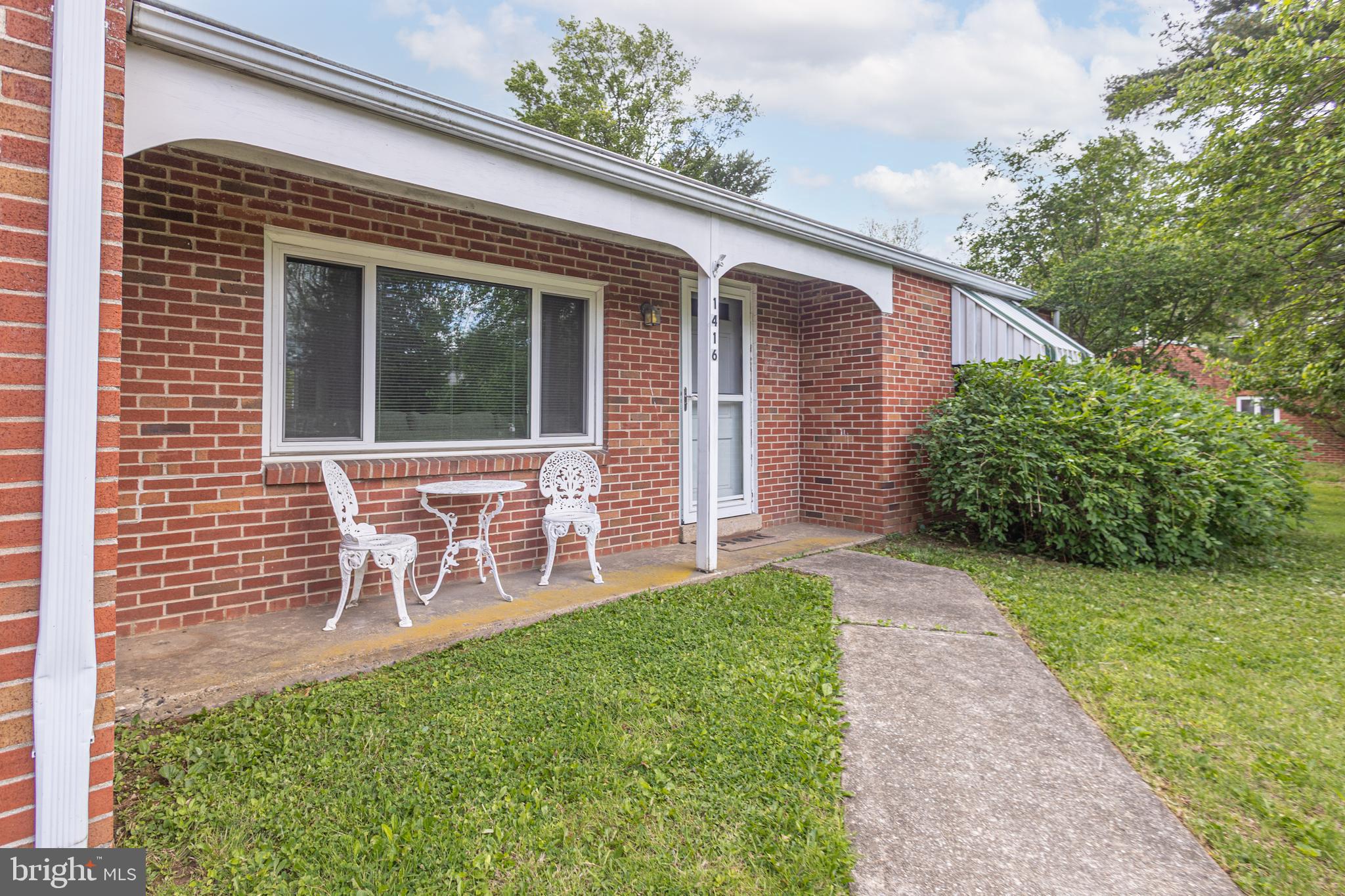 1416 N WALES ROAD