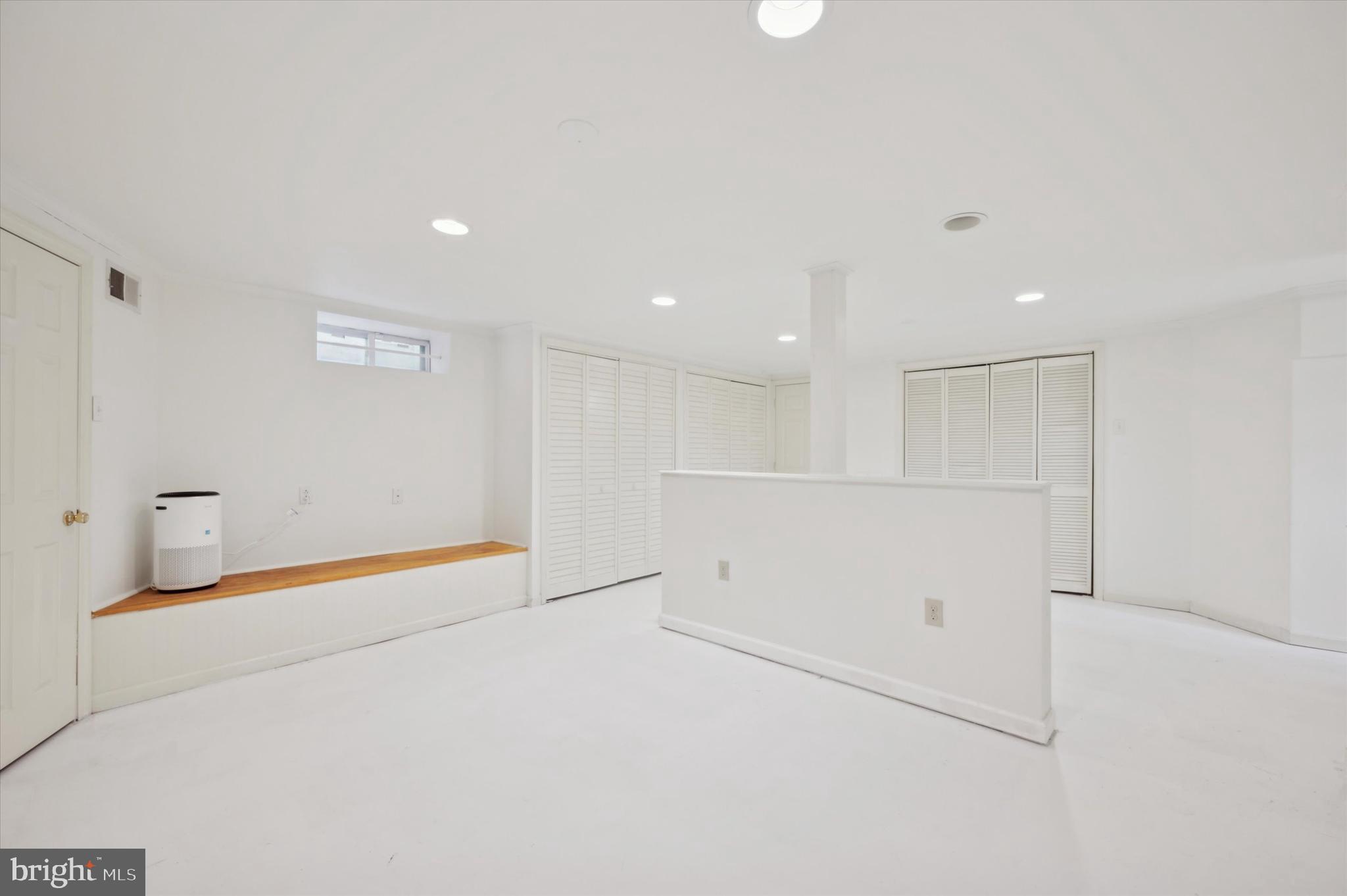 GLADWYNE - Residential