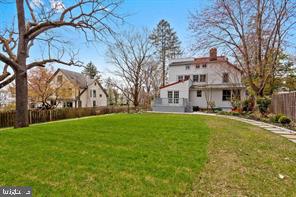 GLADWYNE - Residential