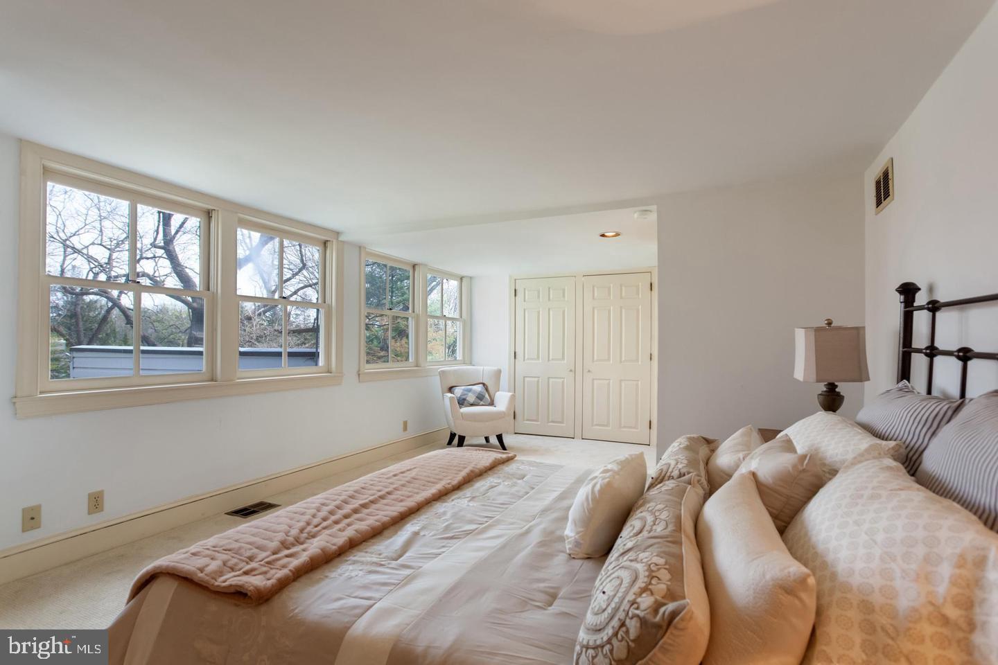 GLADWYNE - Residential