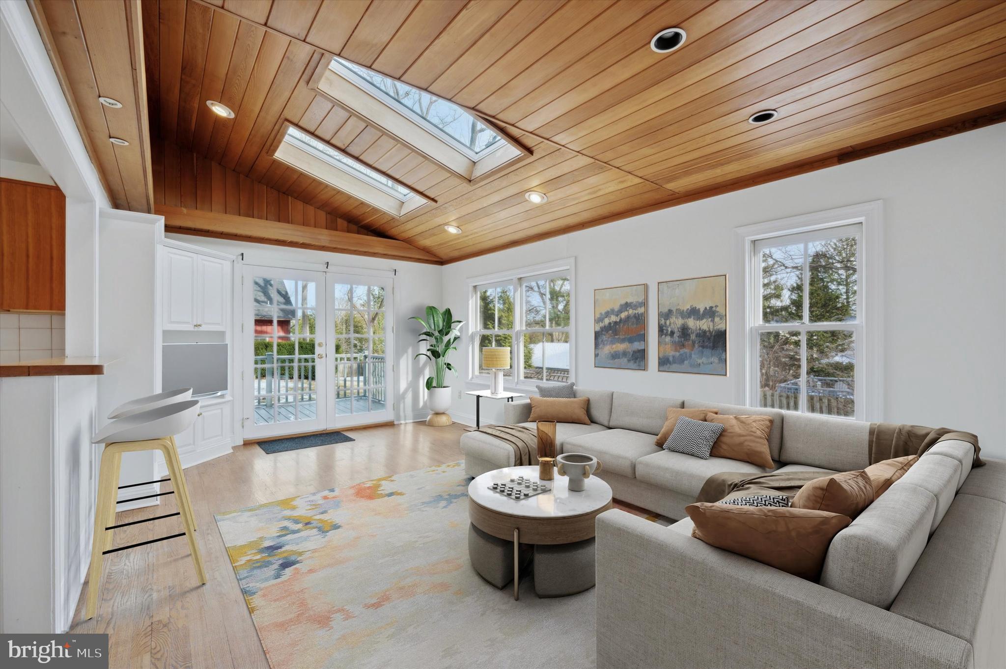 GLADWYNE - Residential