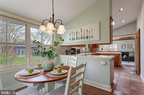 GLADWYNE - Residential