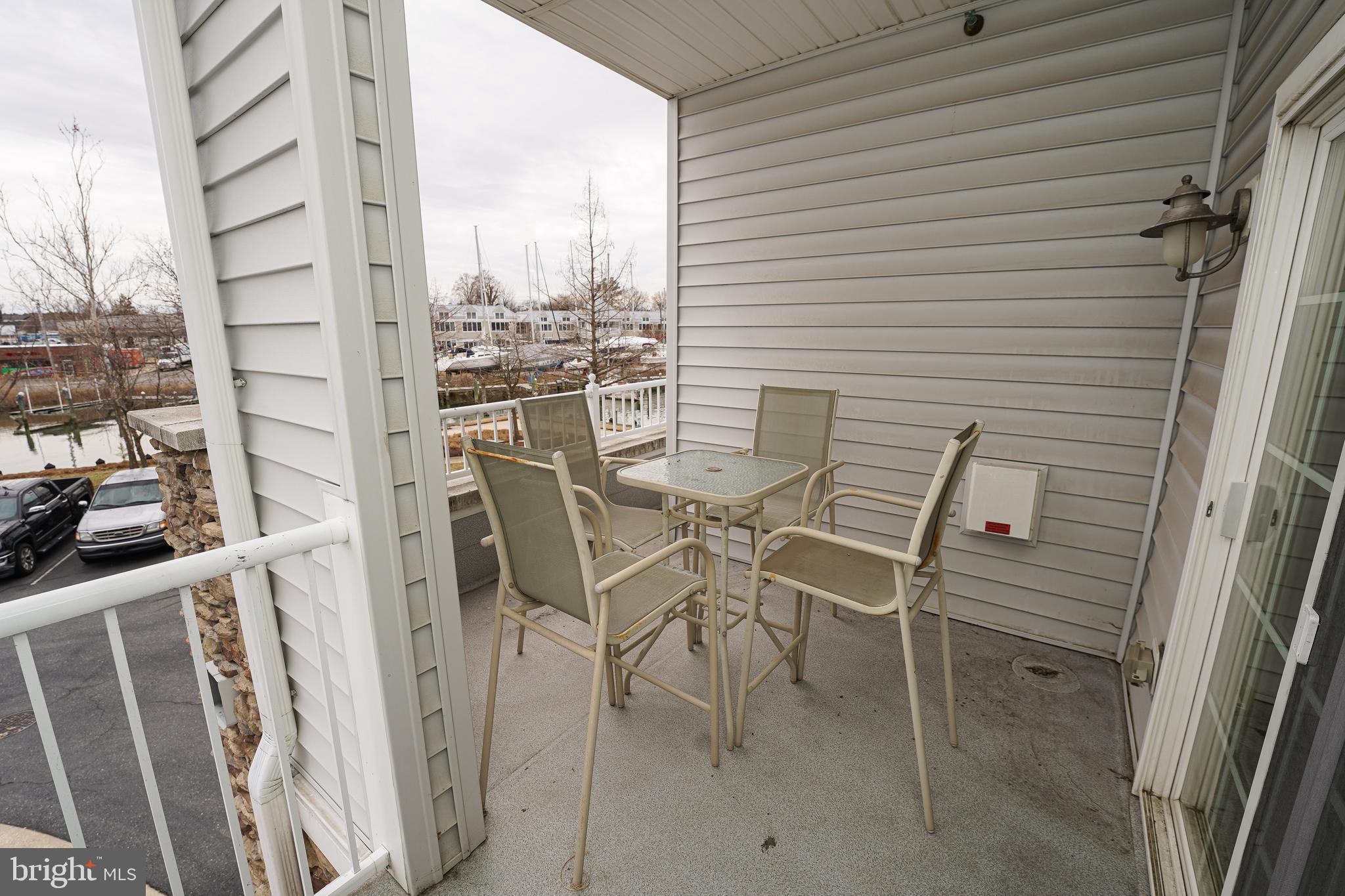 DEEP HARBOR - Residential