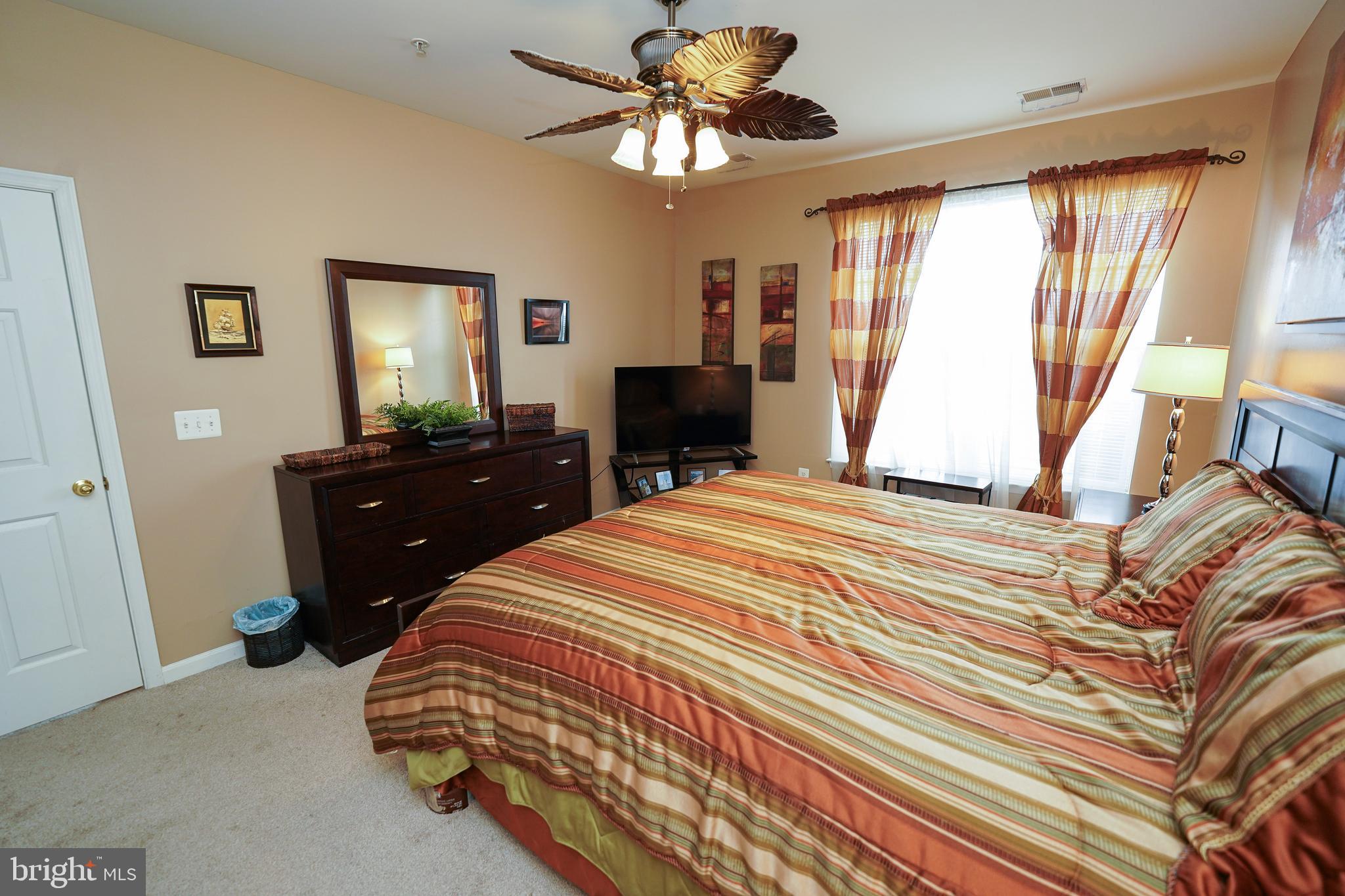 DEEP HARBOR - Residential