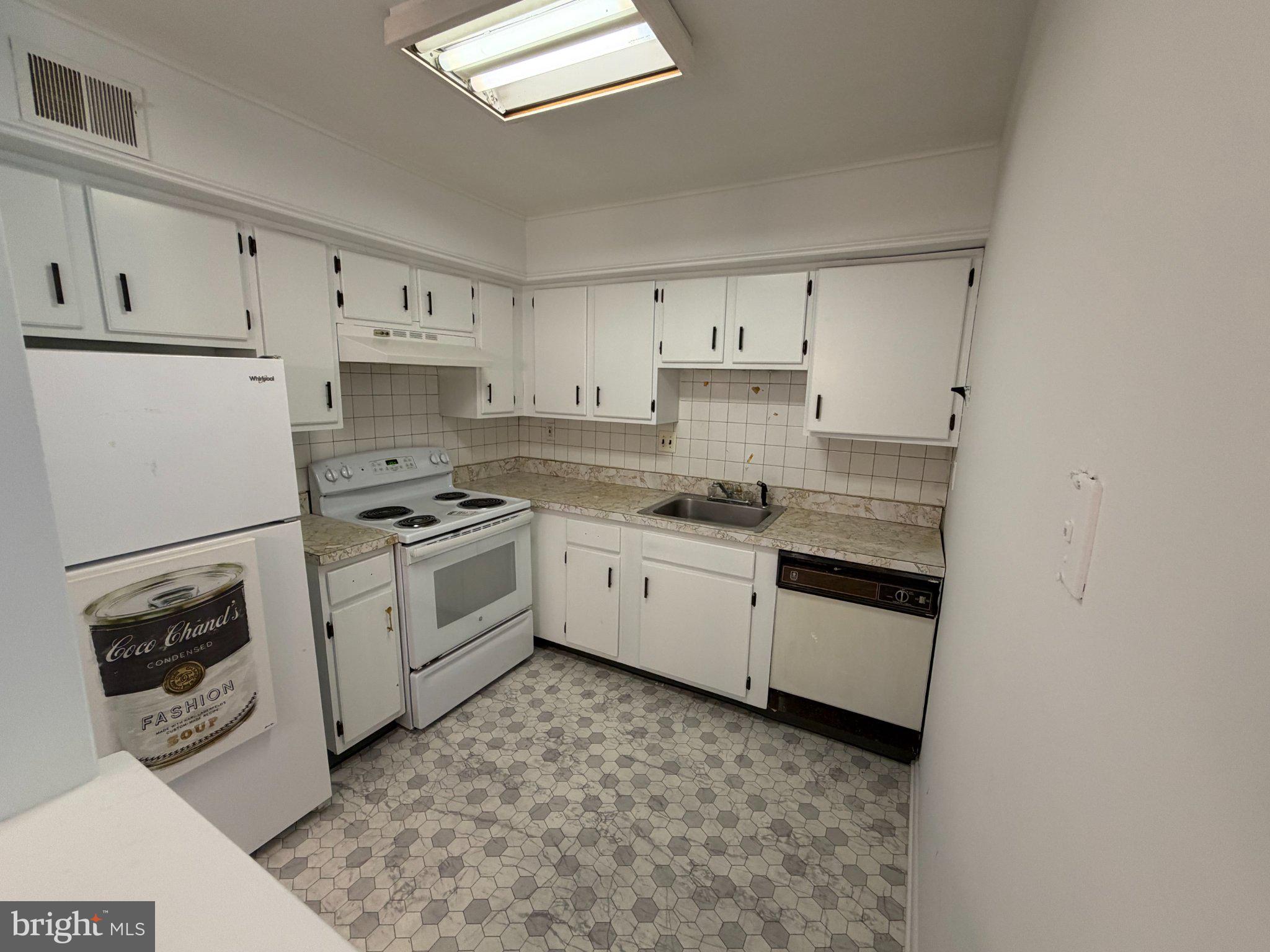 HILLTOP - Residential