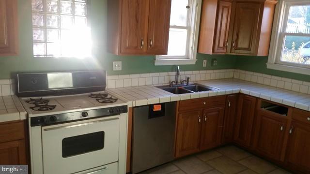 FULLER - Residential