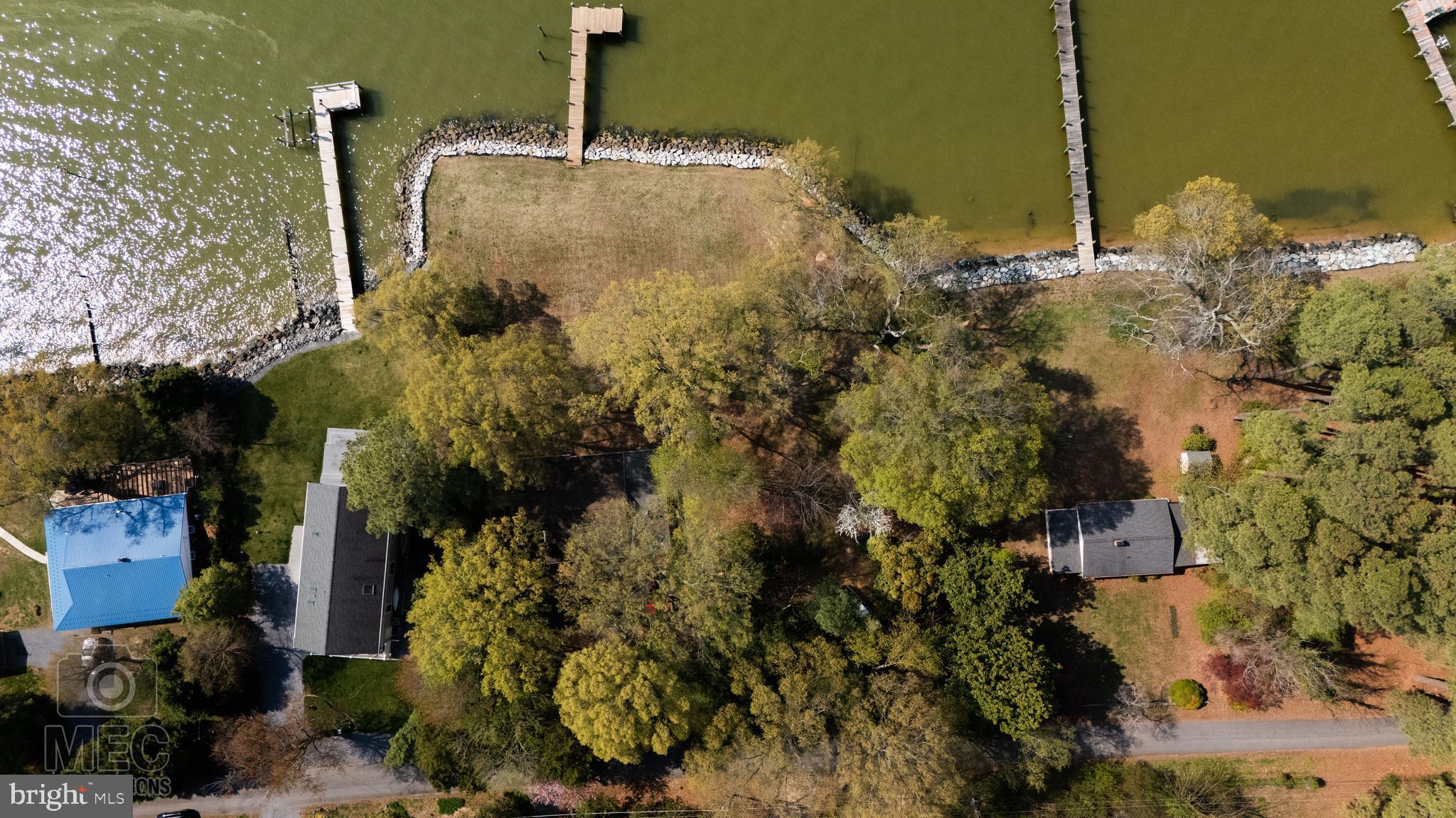 WOODLAND POINT SUB - Residential