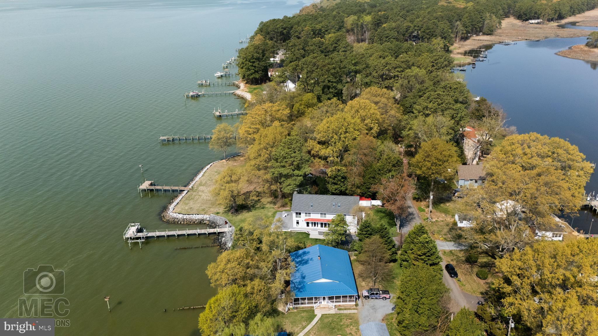 WOODLAND POINT SUB - Residential