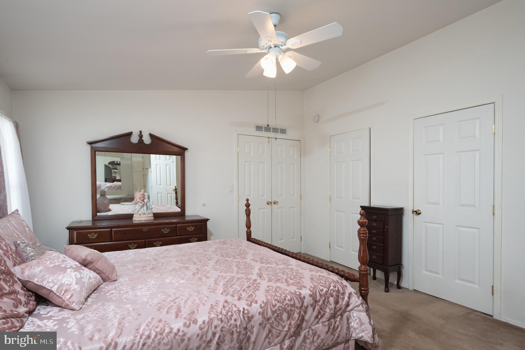 HIDDEN SPRINGS - Residential