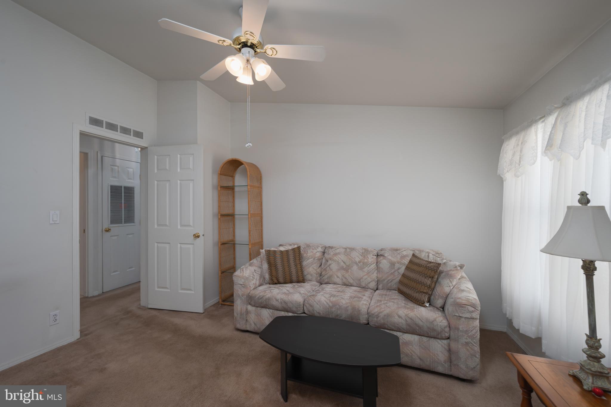 HIDDEN SPRINGS - Residential