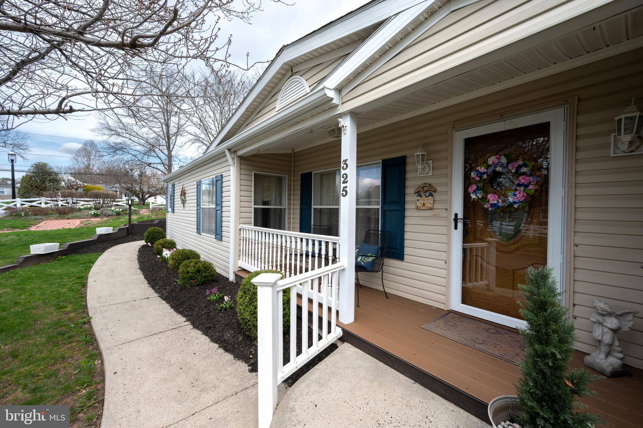 HIDDEN SPRINGS - Residential