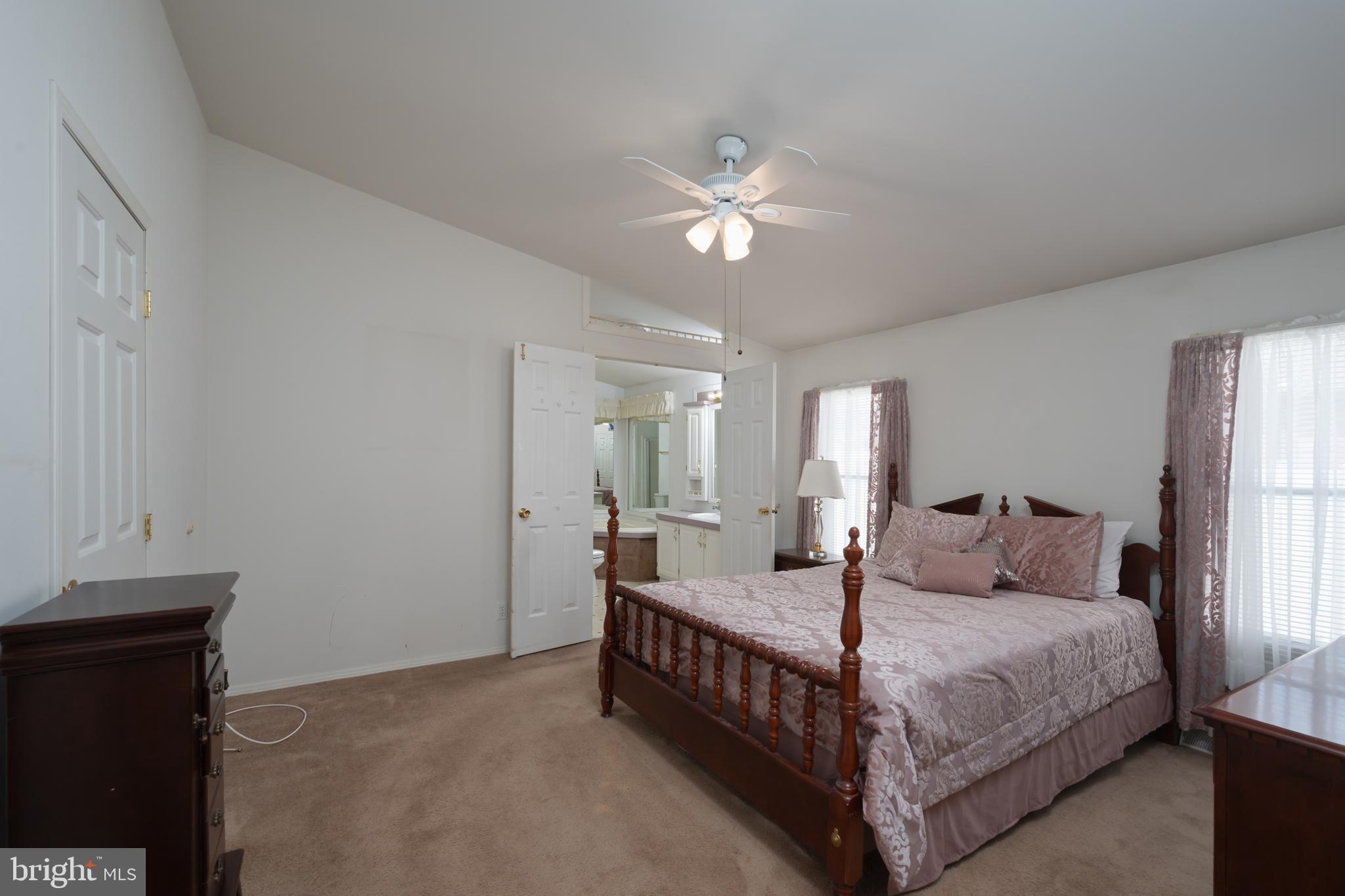 HIDDEN SPRINGS - Residential