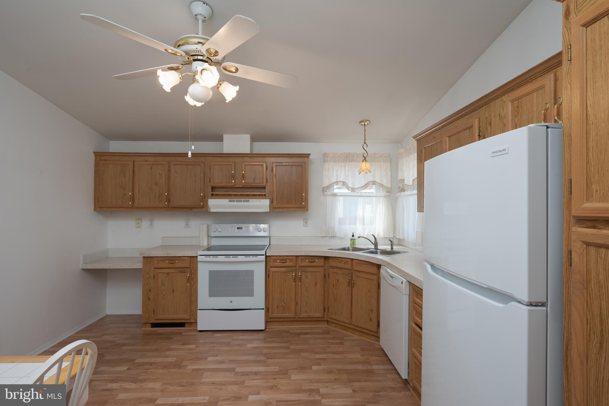 HIDDEN SPRINGS - Residential