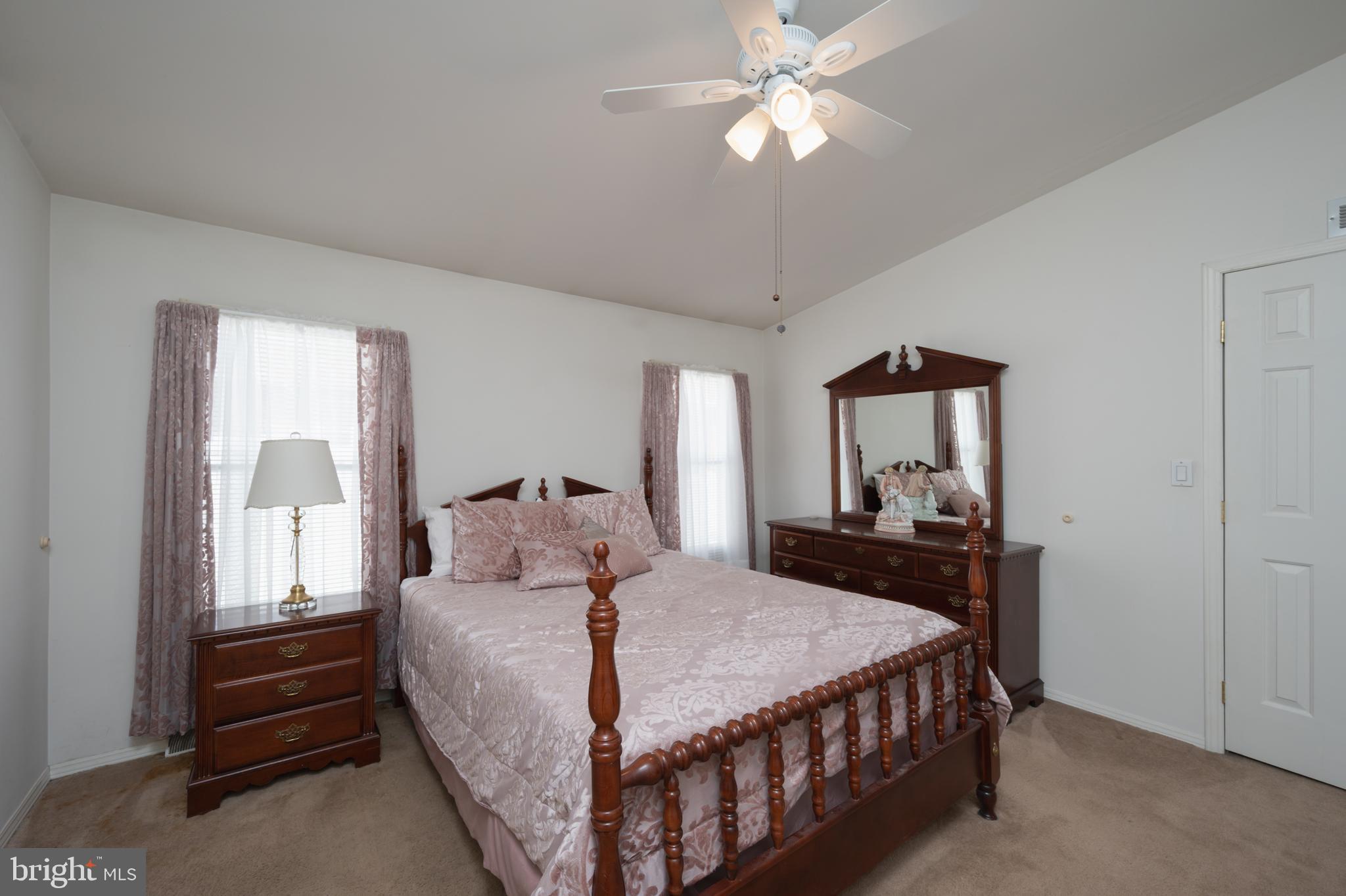 HIDDEN SPRINGS - Residential