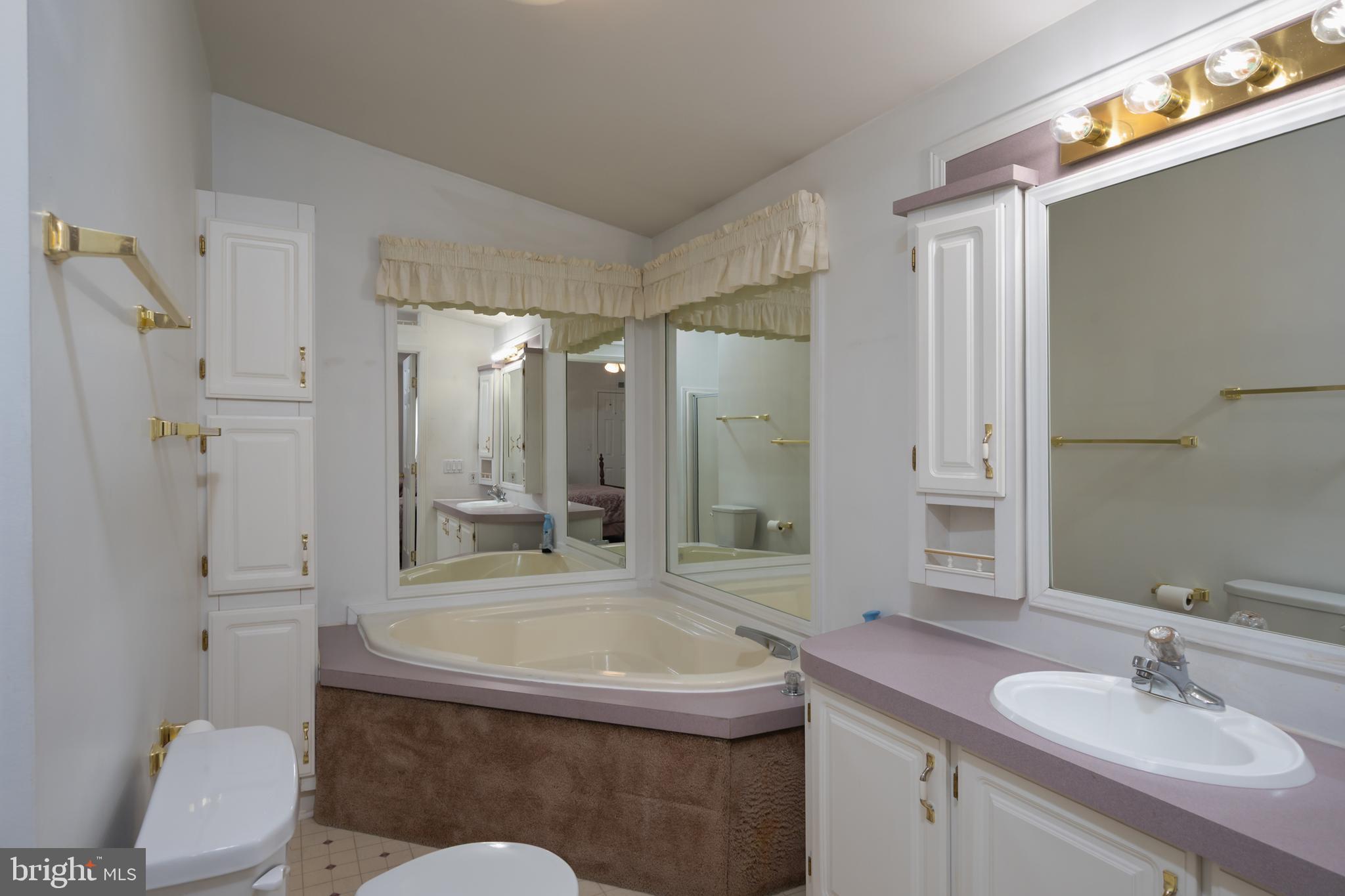 HIDDEN SPRINGS - Residential