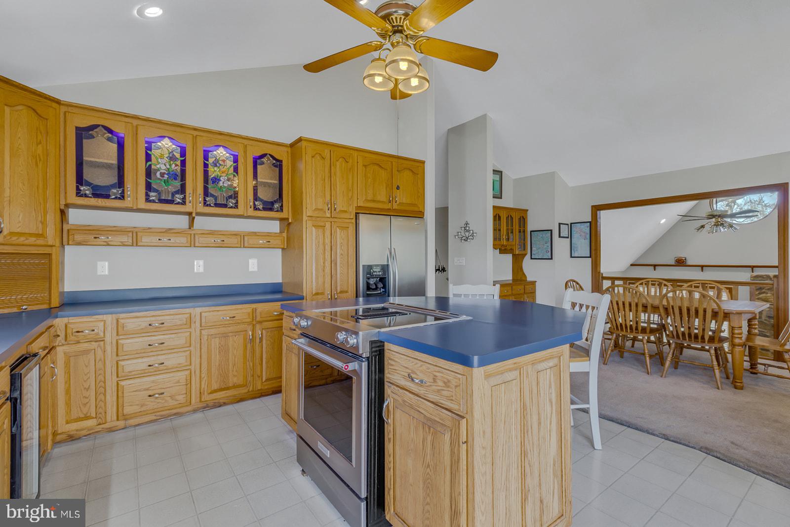 BAY HARBOR ESTATES - Residential