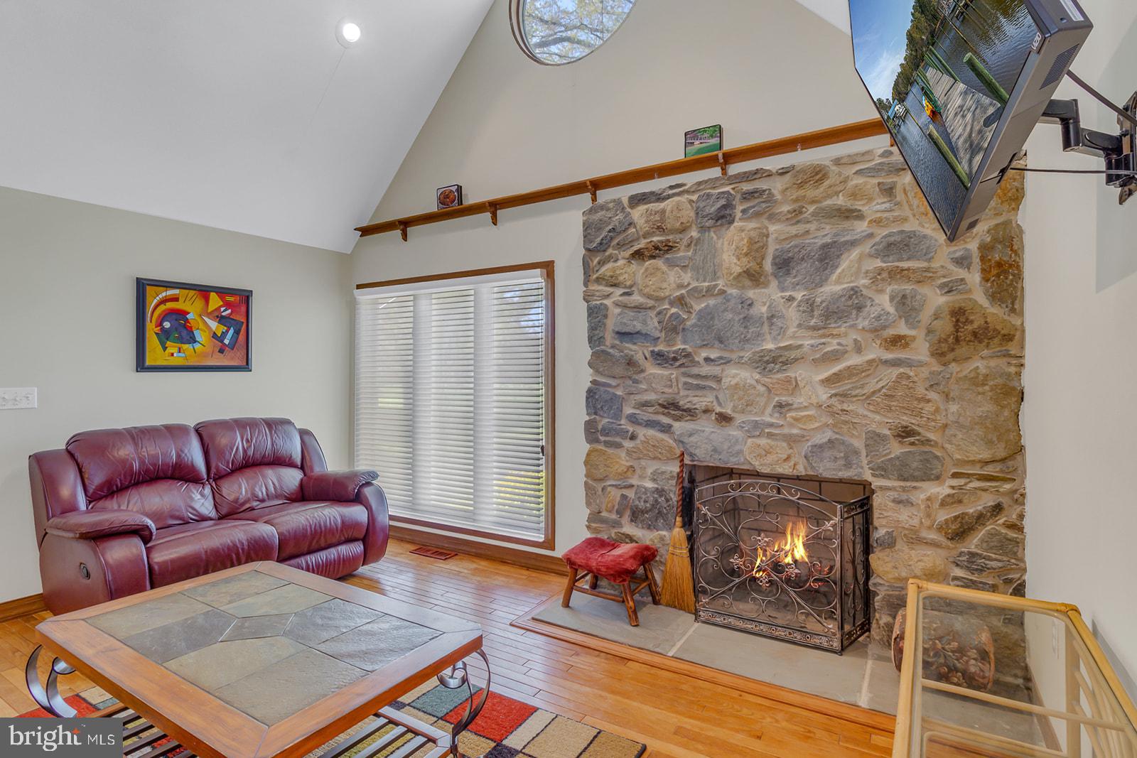 BAY HARBOR ESTATES - Residential