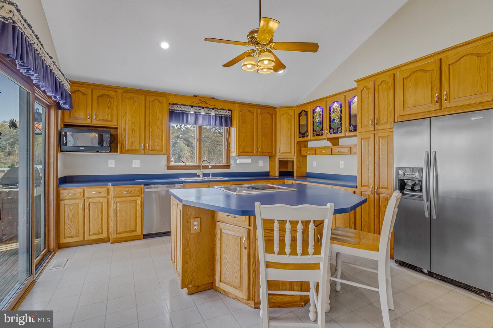 BAY HARBOR ESTATES - Residential