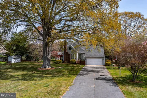 150 East Harbor Drive, Reedville, VA MLS: VANV2001540