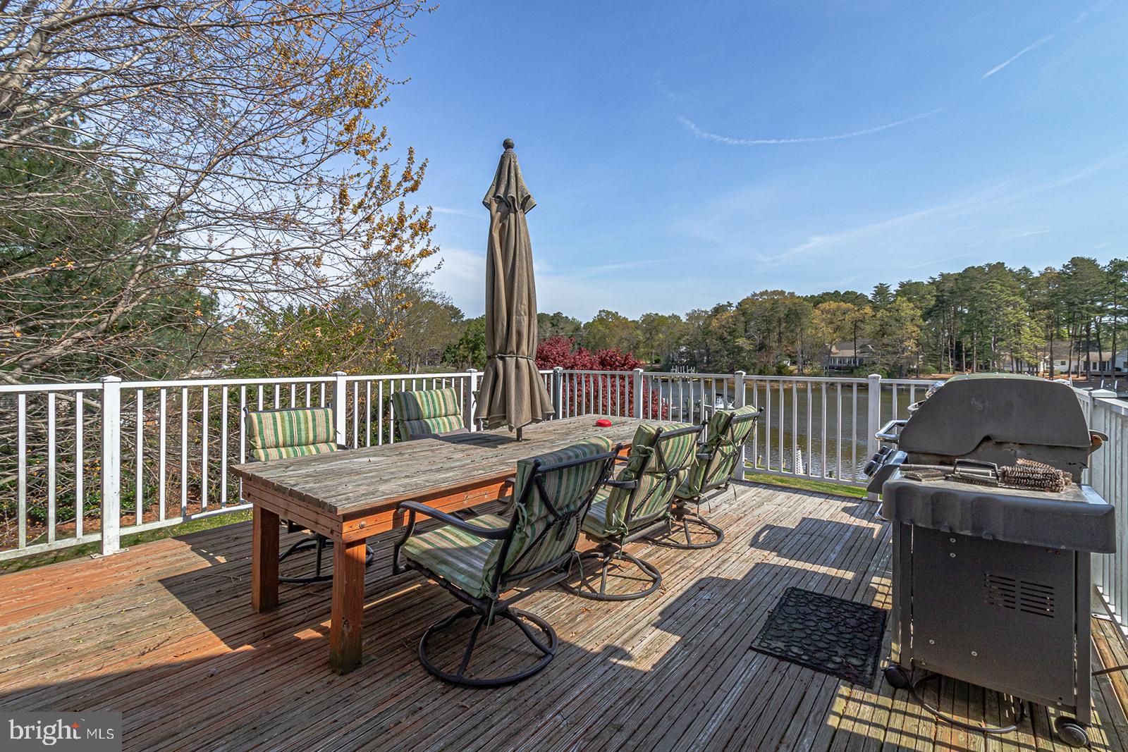 BAY HARBOR ESTATES - Residential