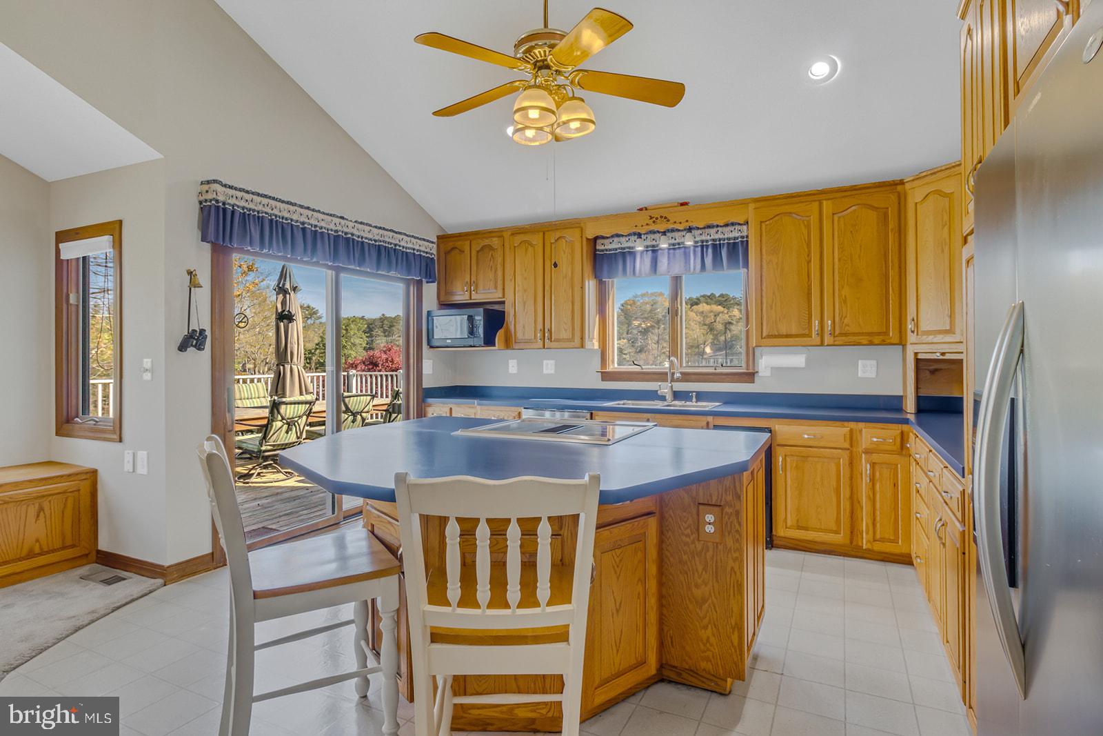 BAY HARBOR ESTATES - Residential