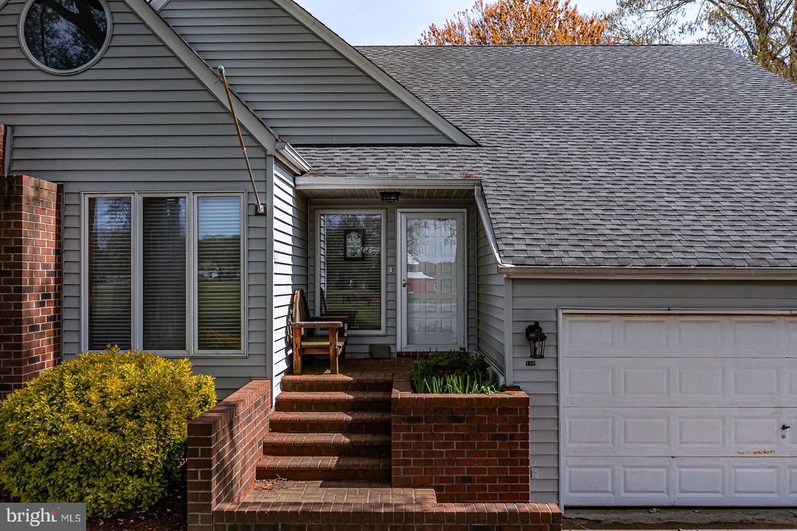 BAY HARBOR ESTATES - Residential