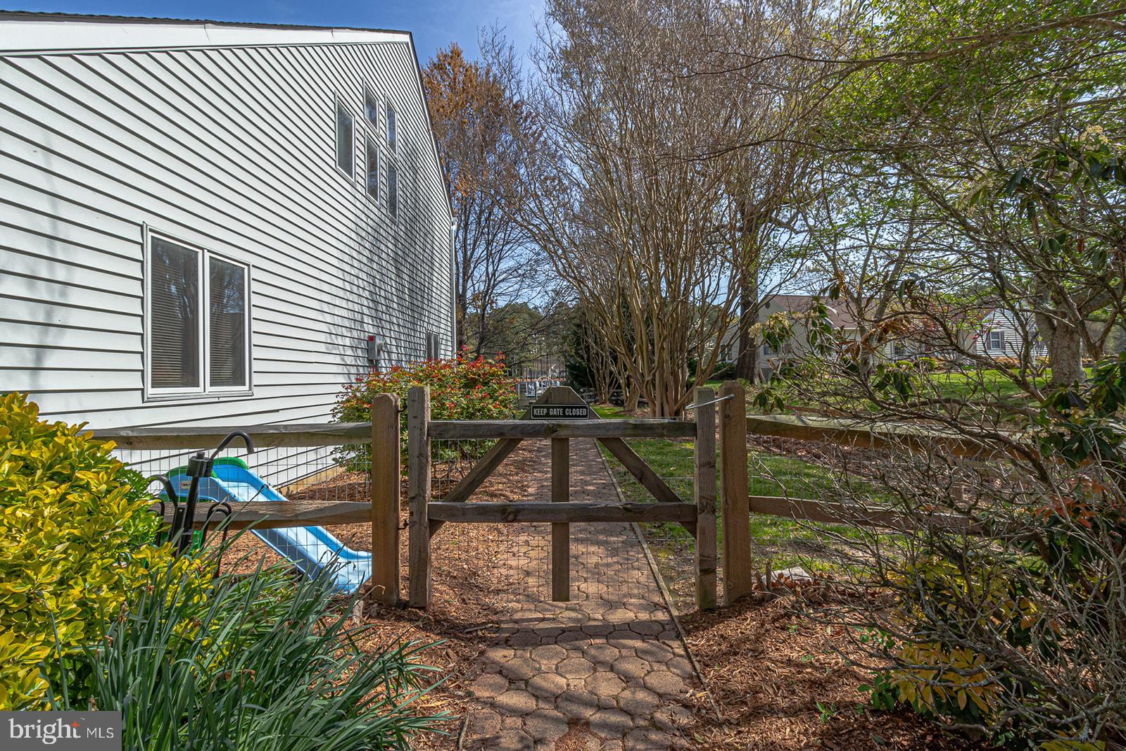 BAY HARBOR ESTATES - Residential