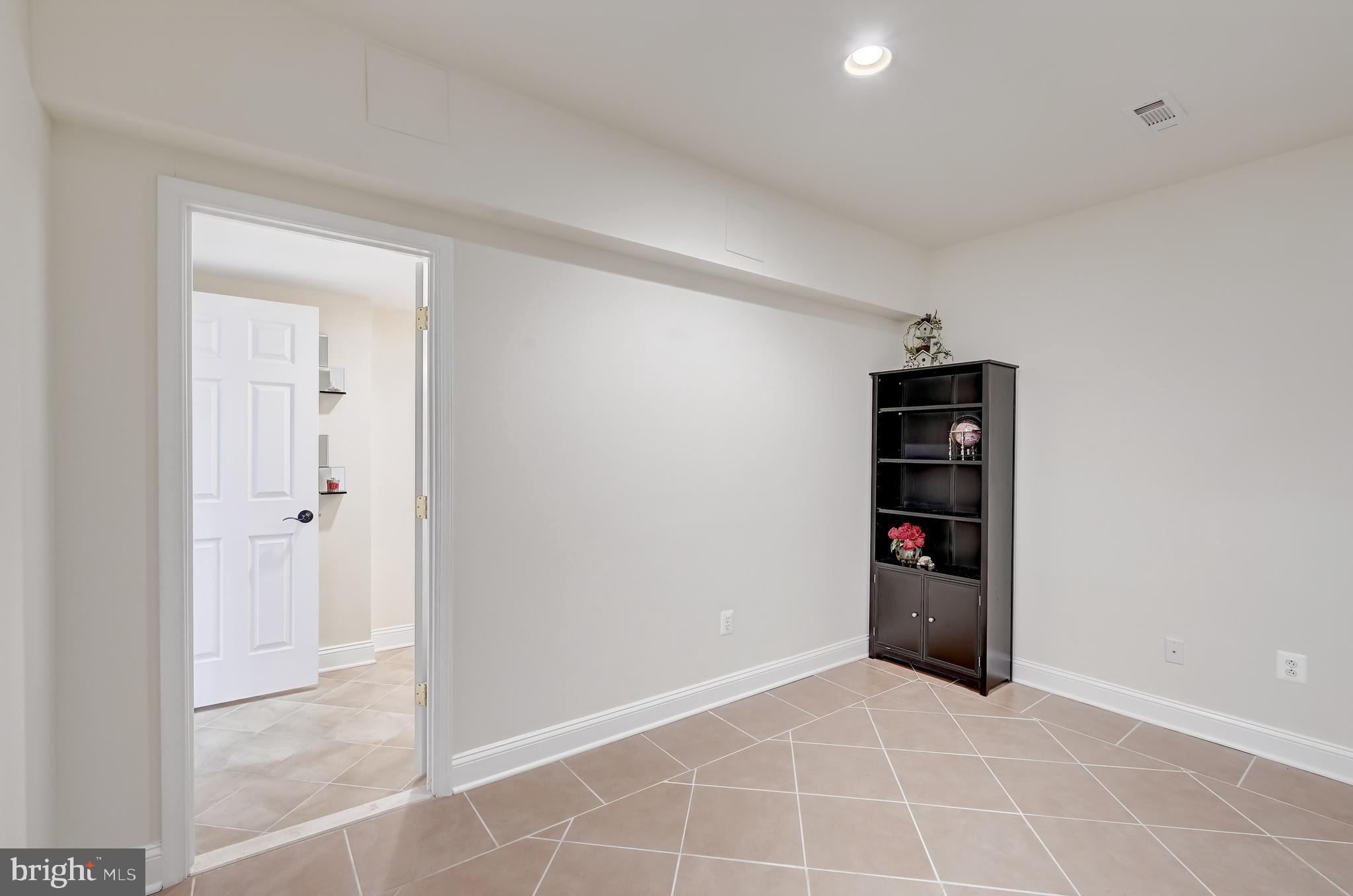 CATTAIL RIDGE - Residential