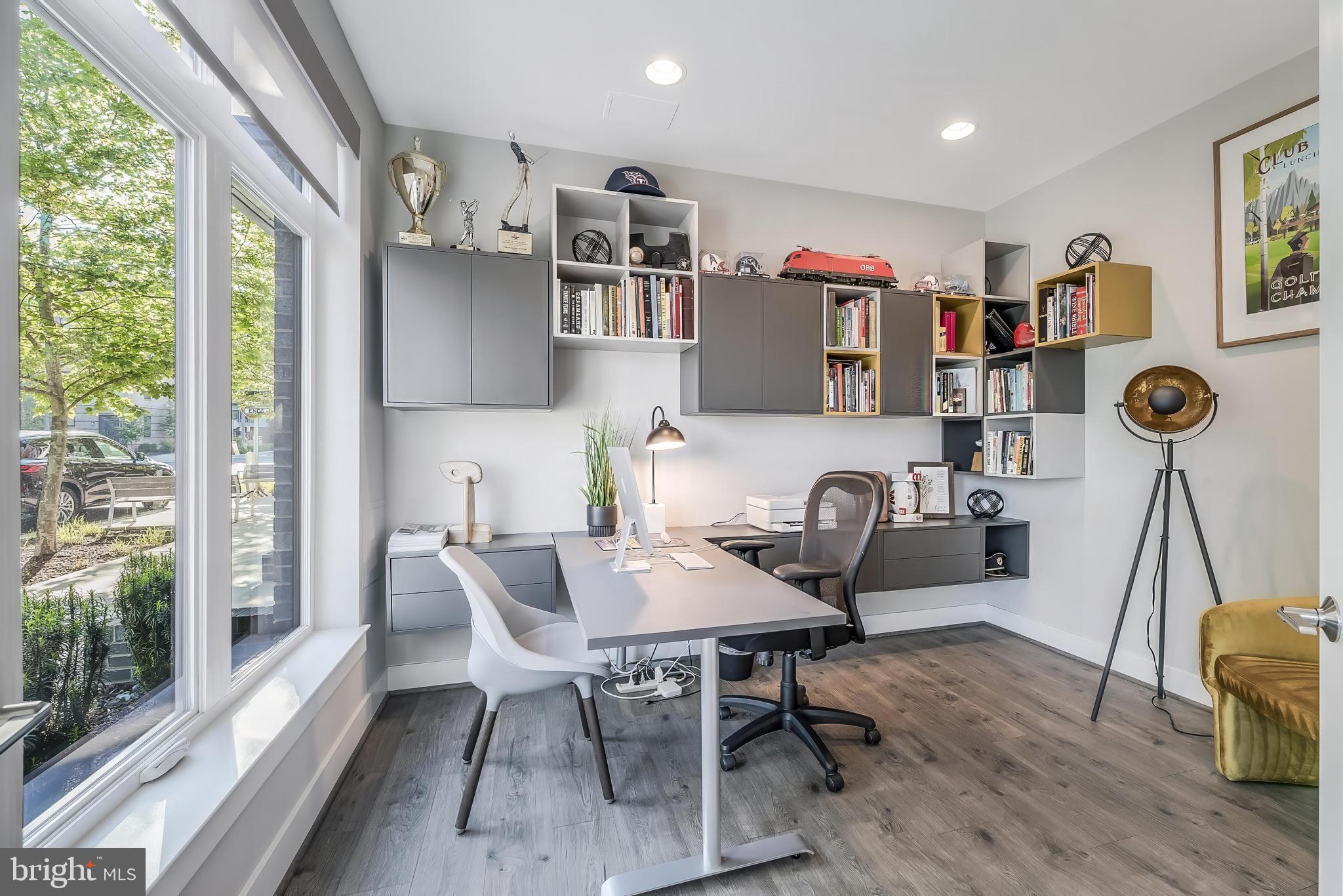 RESTON STATION - Residential