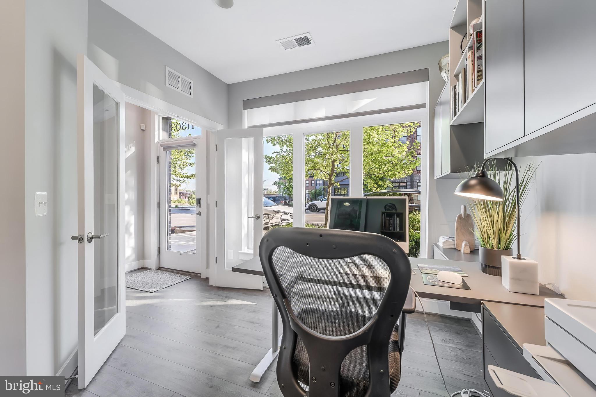 RESTON STATION - Residential