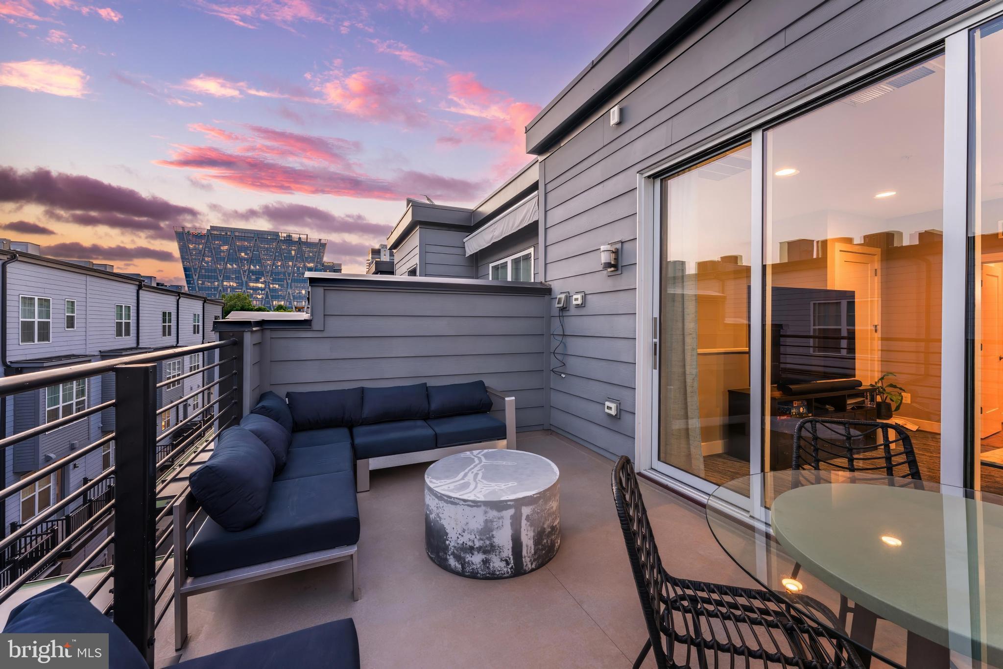 RESTON STATION - Residential