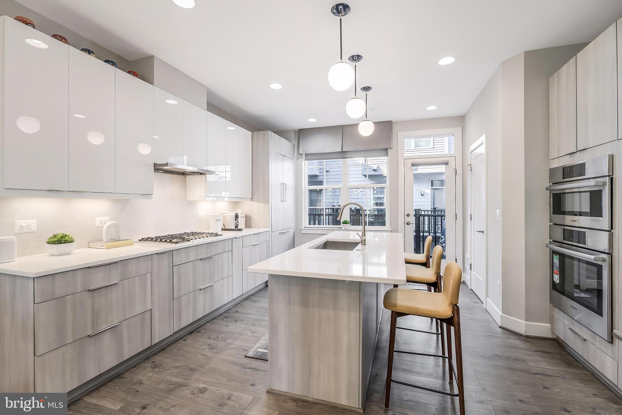 RESTON STATION - Residential