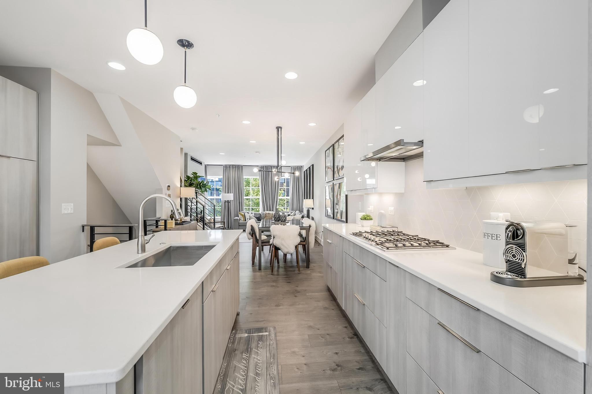 RESTON STATION - Residential