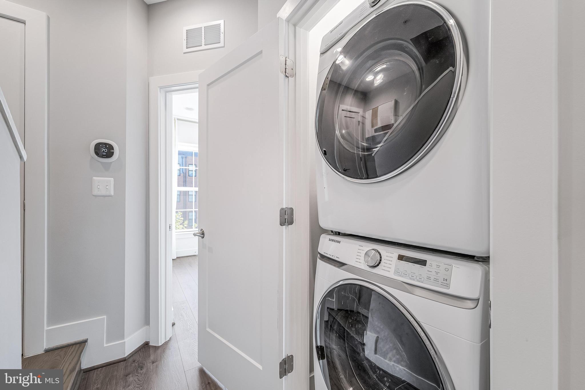 RESTON STATION - Residential