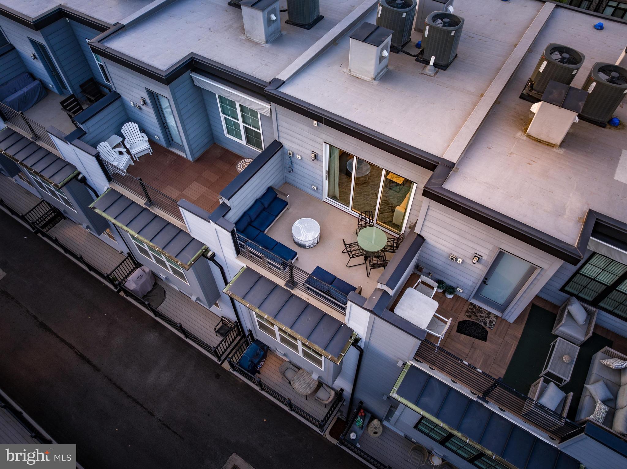 RESTON STATION - Residential