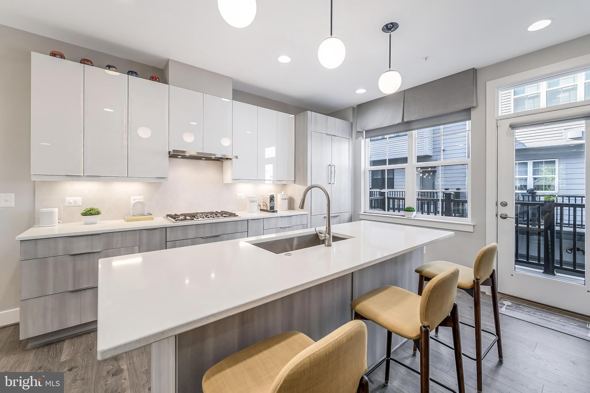 RESTON STATION - Residential