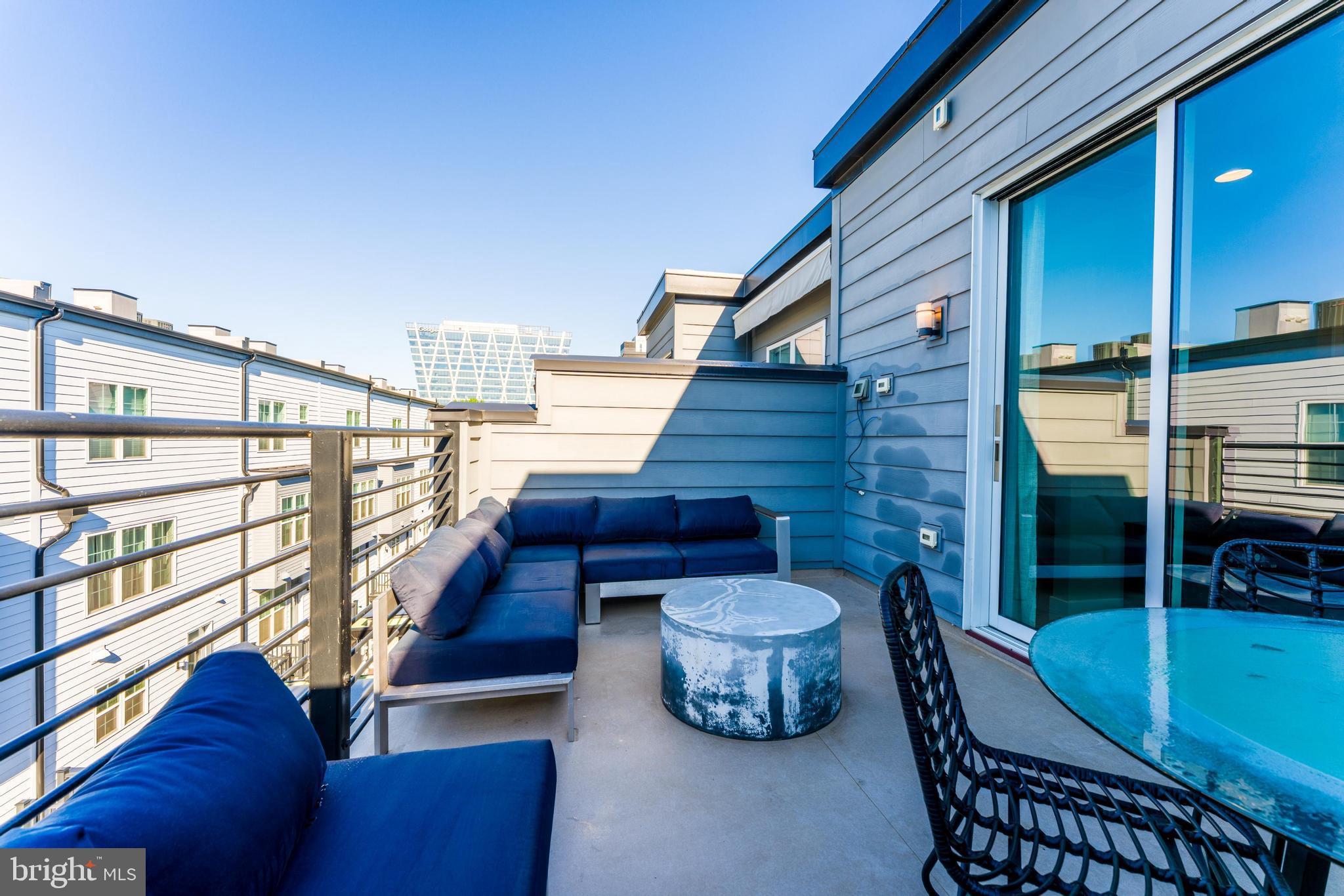 RESTON STATION - Residential