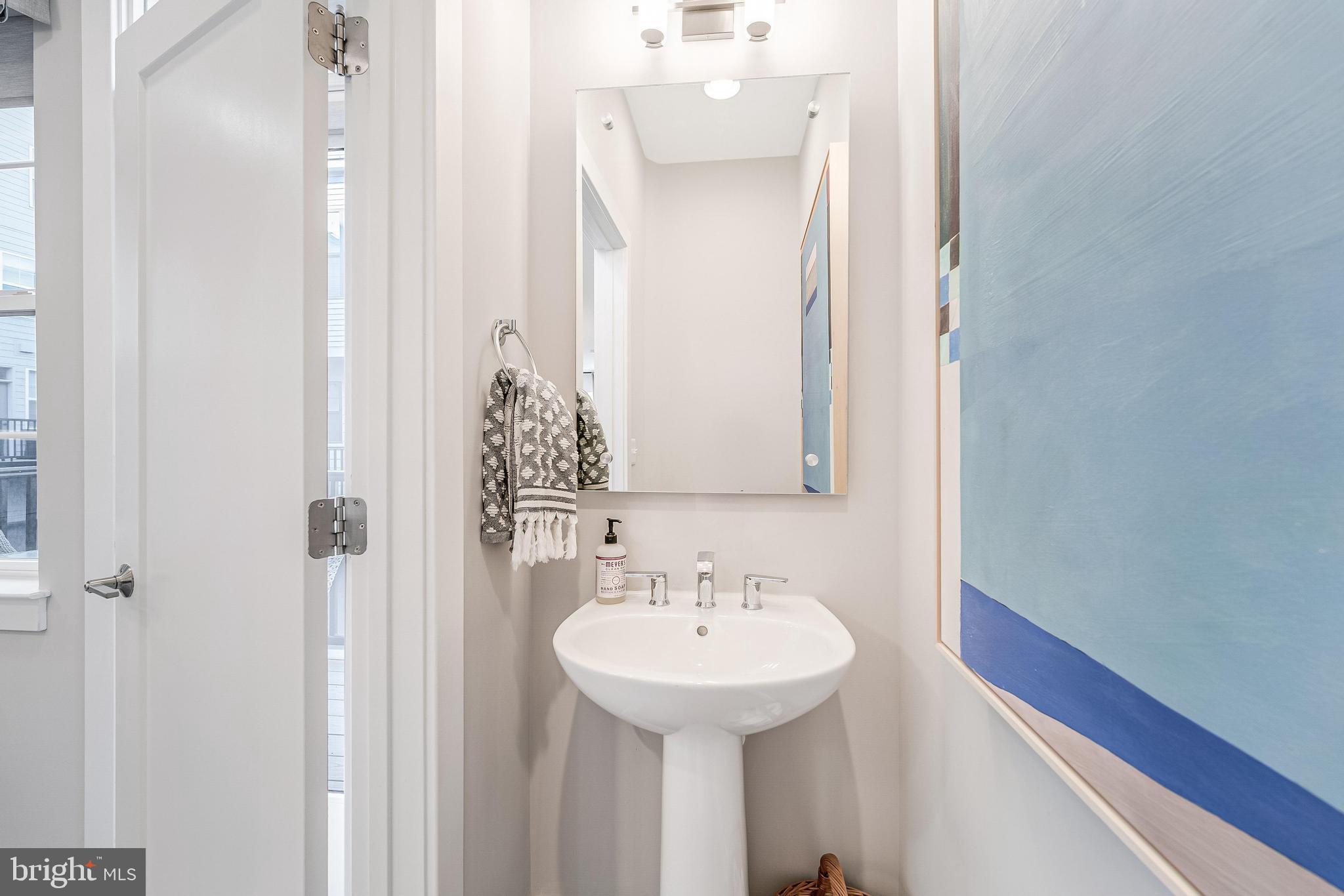 RESTON STATION - Residential