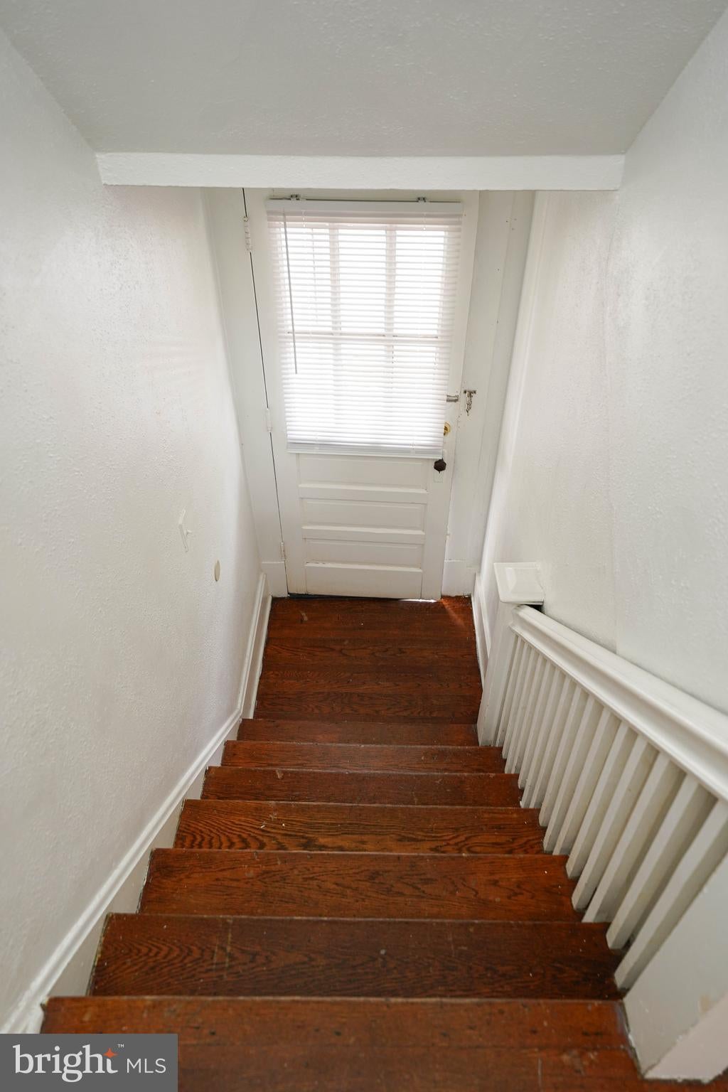 235 NEWTON STREET 4