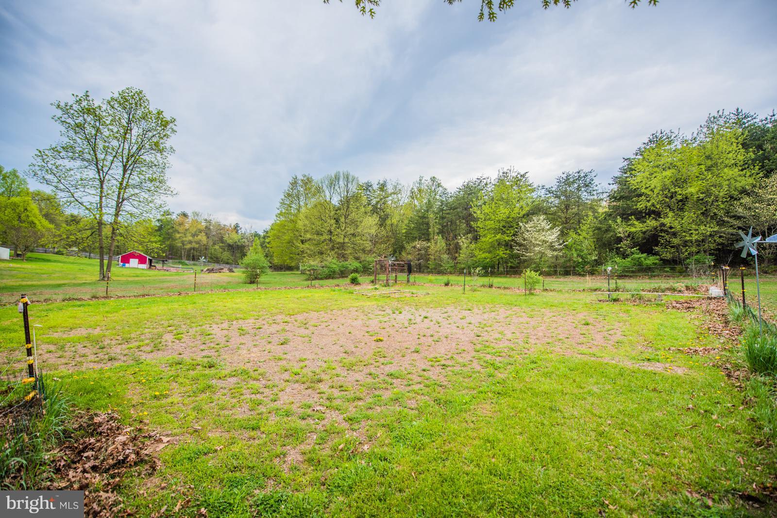 WILLETT RUN - Residential