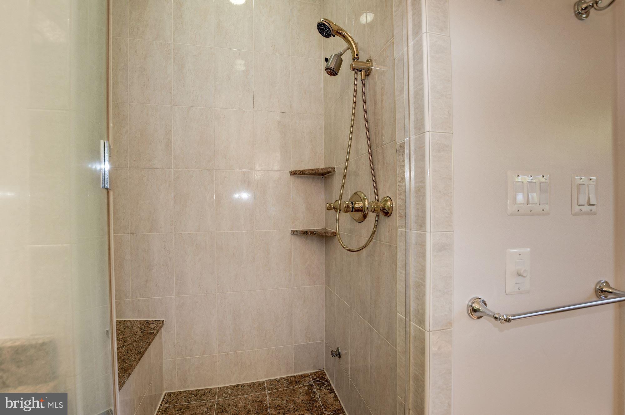 PALATINE - Residential