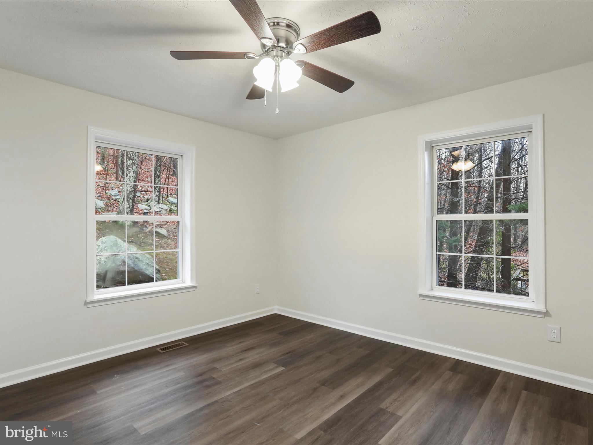 SHANNONDALE - Residential