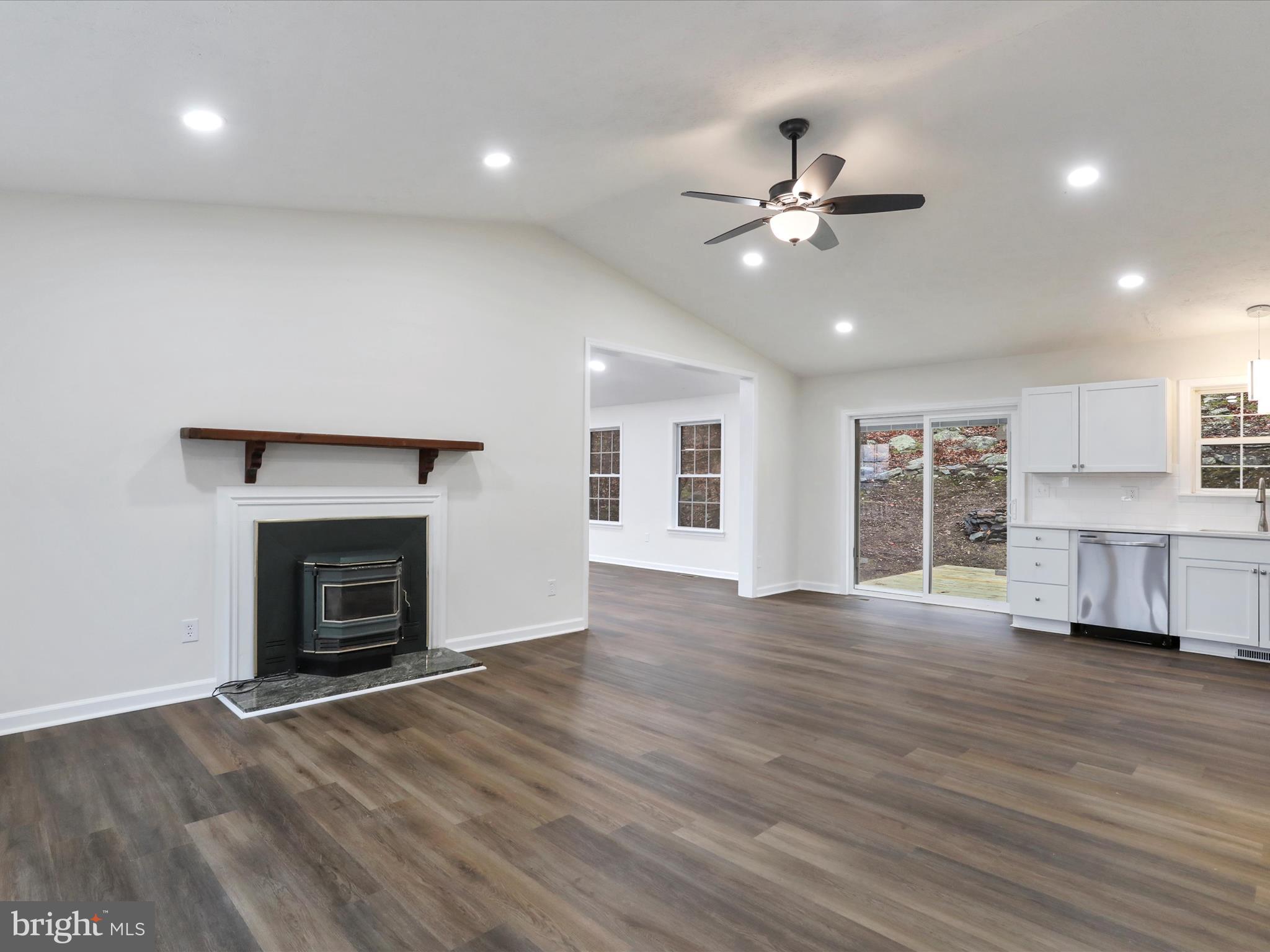 SHANNONDALE - Residential