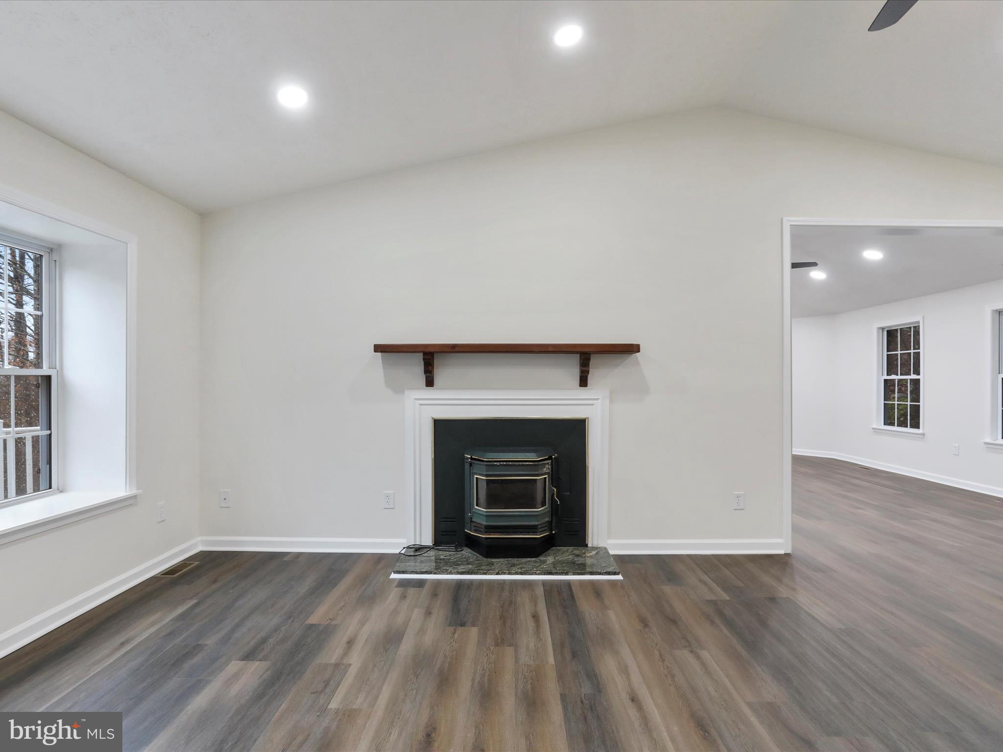 SHANNONDALE - Residential