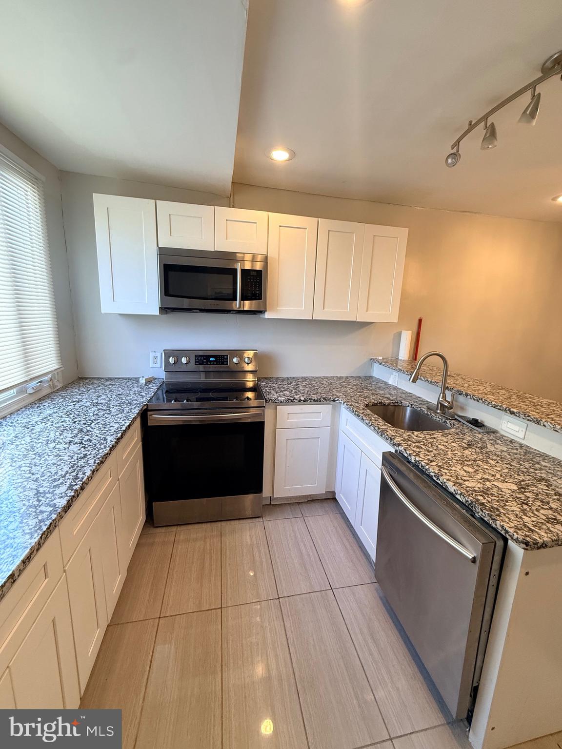 FRANKFORD - Residential