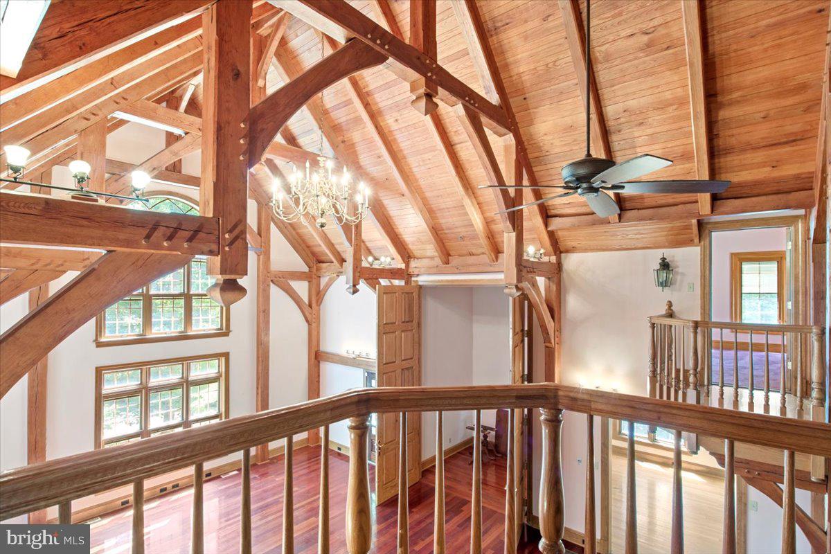 WALTHALL CREEK - Residential