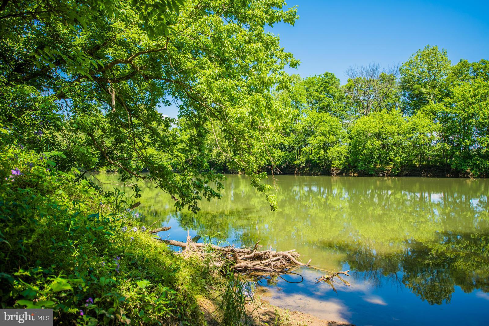 SHEN RIVER LAKES - Residential