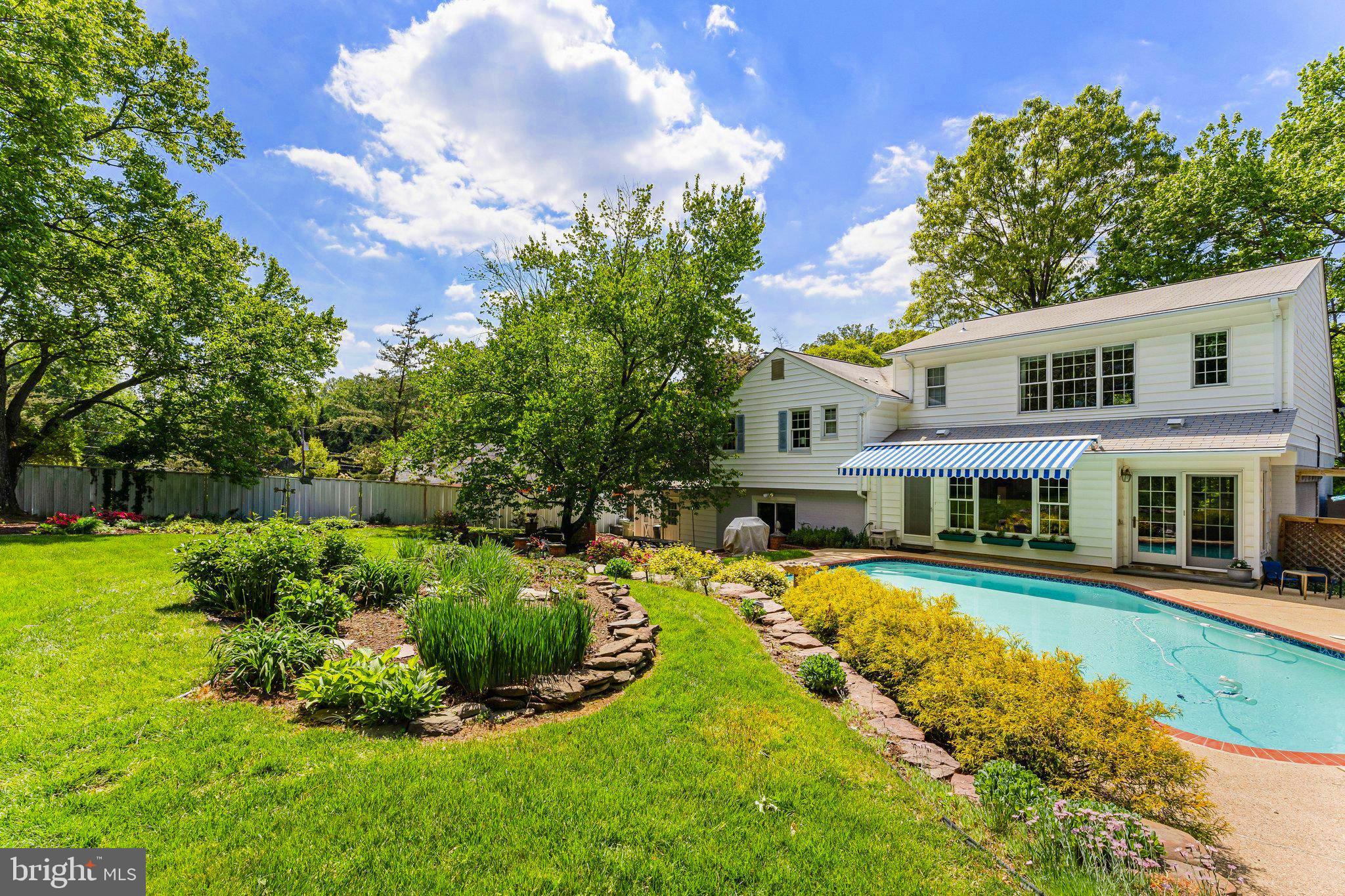 4007 WHISPERING LANE