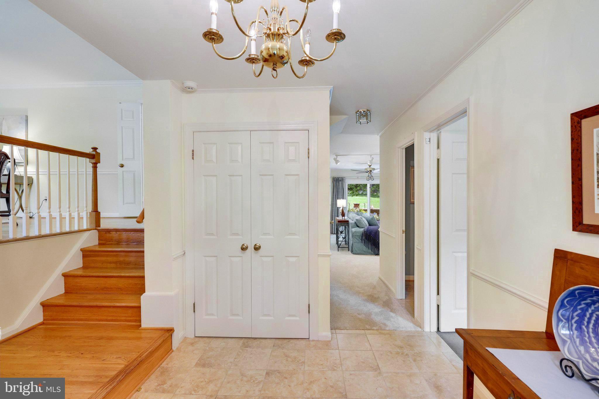 4007 WHISPERING LANE