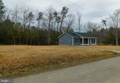 Homes For Sale - Round Hill Estate Drive<br/> King George County, KING GEORGE, VA 22485